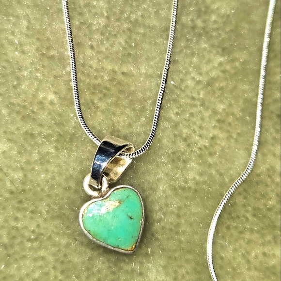 Silver Sterling Rope Chain Heart Necklace 18" with Natural Turquoise Stone Signe - Picture 6 of 6
